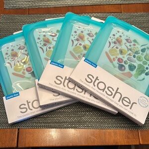 Set of 4 new Stasher Bags, half-gallon size in Aqua